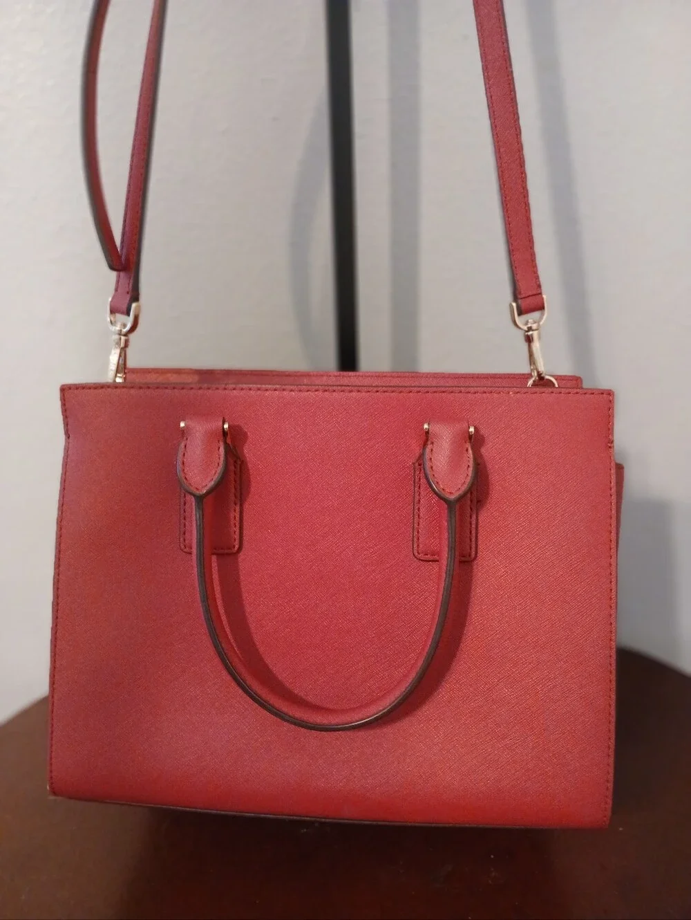Kate Spade Cameron Saffiano red leather